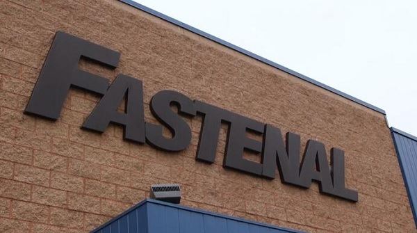 Fastenal 5월 판매는 안전 급락으로 거의 2019년 수준으로 감소