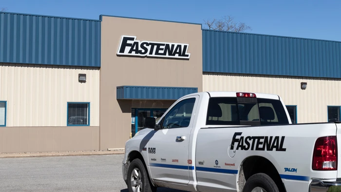 Fastenal의 일일 판매는 7월에 강한 성장을 재개합니다.